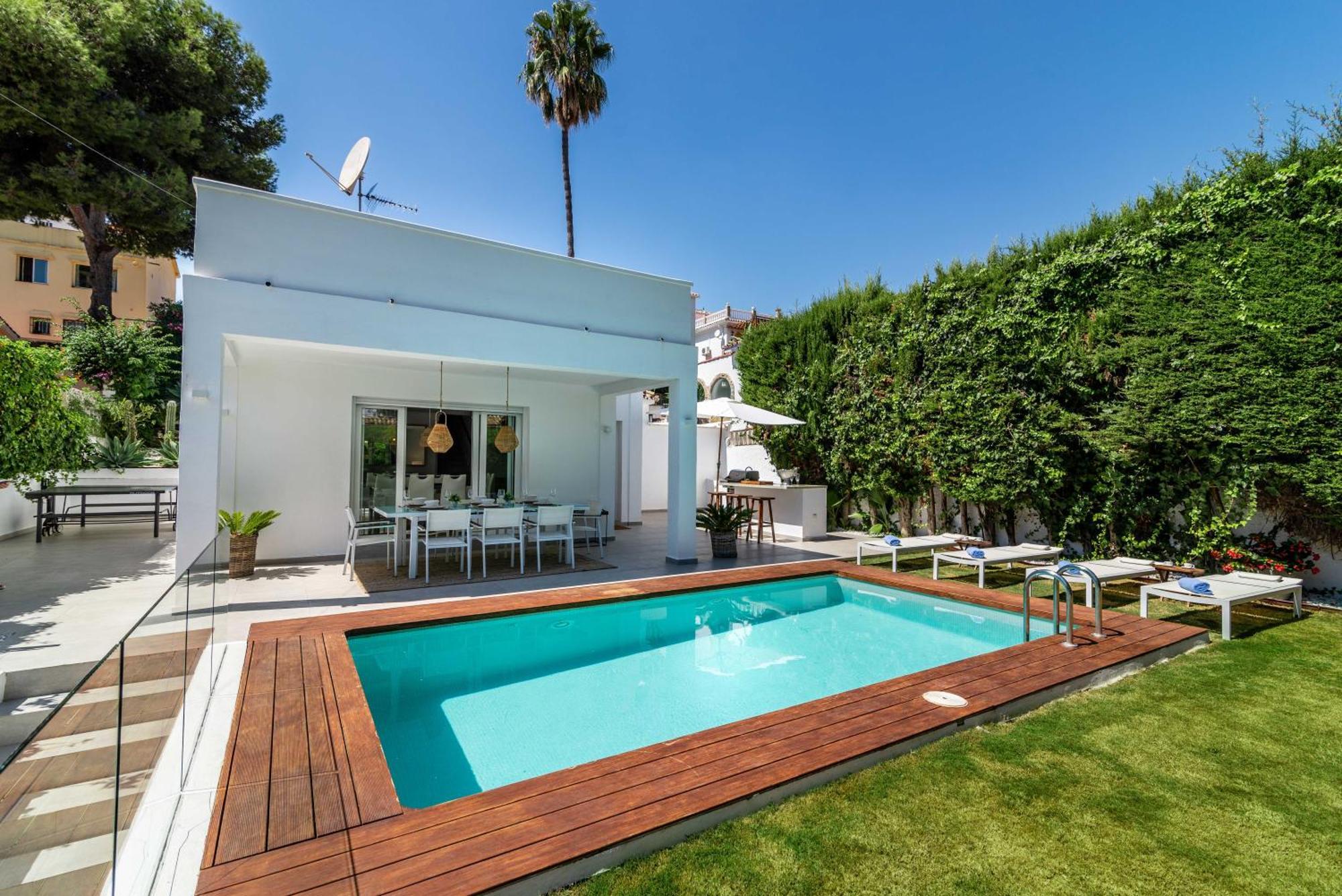 Villa Vacation I Jazmines, 4bdr, Private Pool & Bbq *