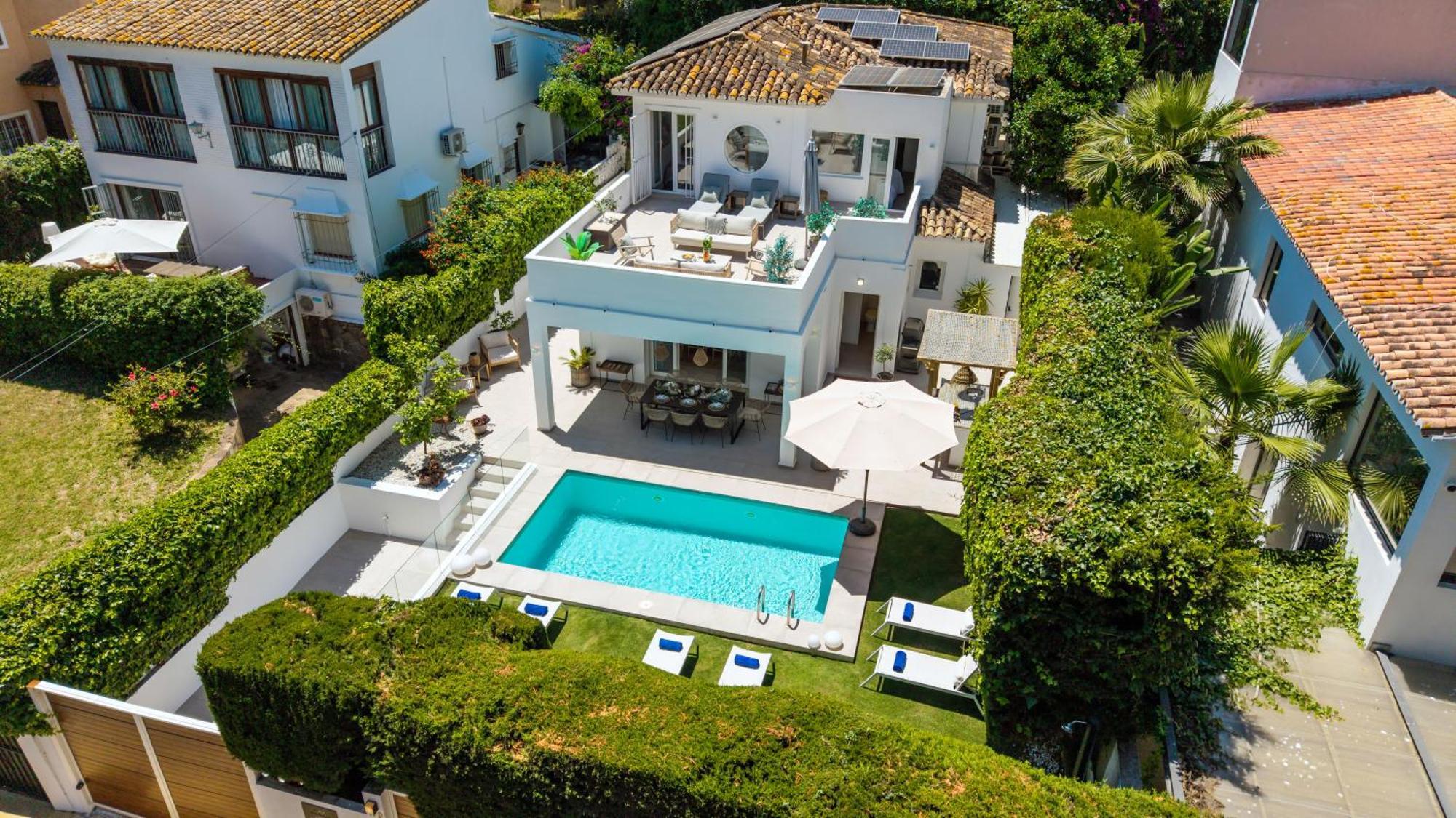 Vacation I Jazmines, 4bdr, Private Pool & Bbq